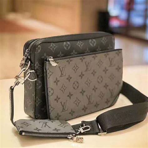 tas louis vuitton heren|louis vuitton black man bag.